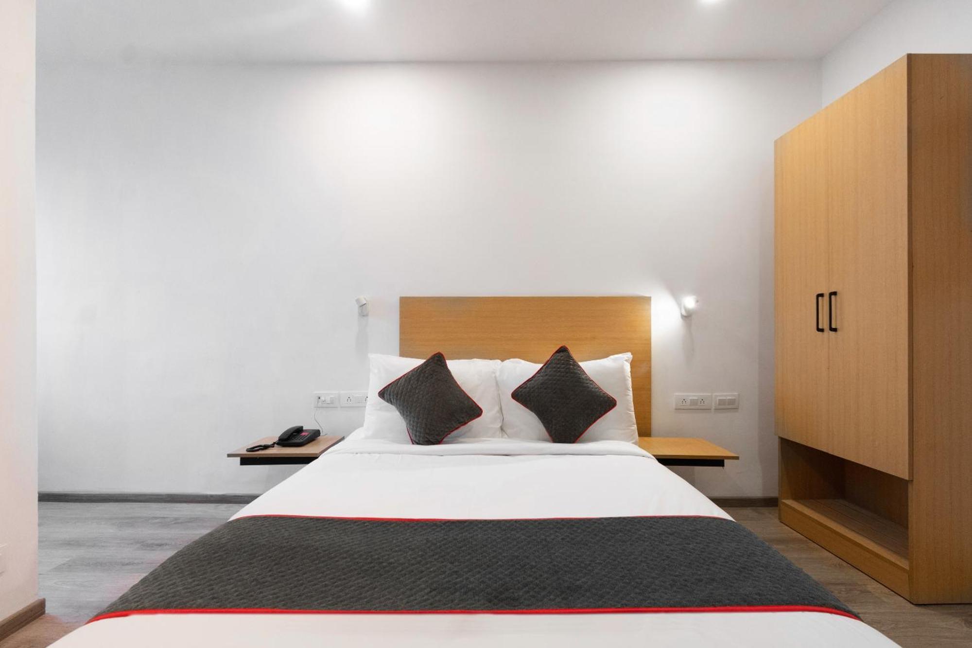 Hotel Mannat International Καλκούτα Εξωτερικό φωτογραφία